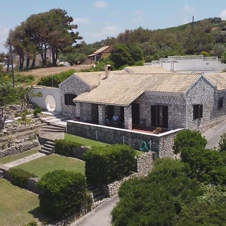 Villa Quietude Agios Stefanos Avliotes  Buitenkant foto